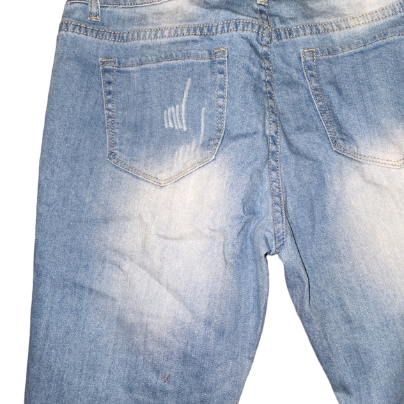 Knee shorts - Picture 9 of 9